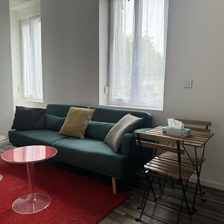 Apartament Philomene Romilly-sur-Seine Zewnętrze zdjęcie